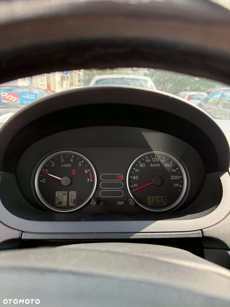 Ford Fiesta 1.3 Ambiente - 8