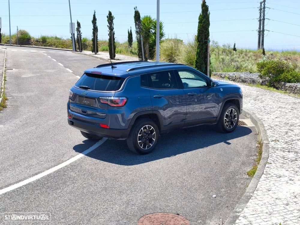 Jeep Compass 1.3 T-GDI 4xe Auto Trailhawk - 29