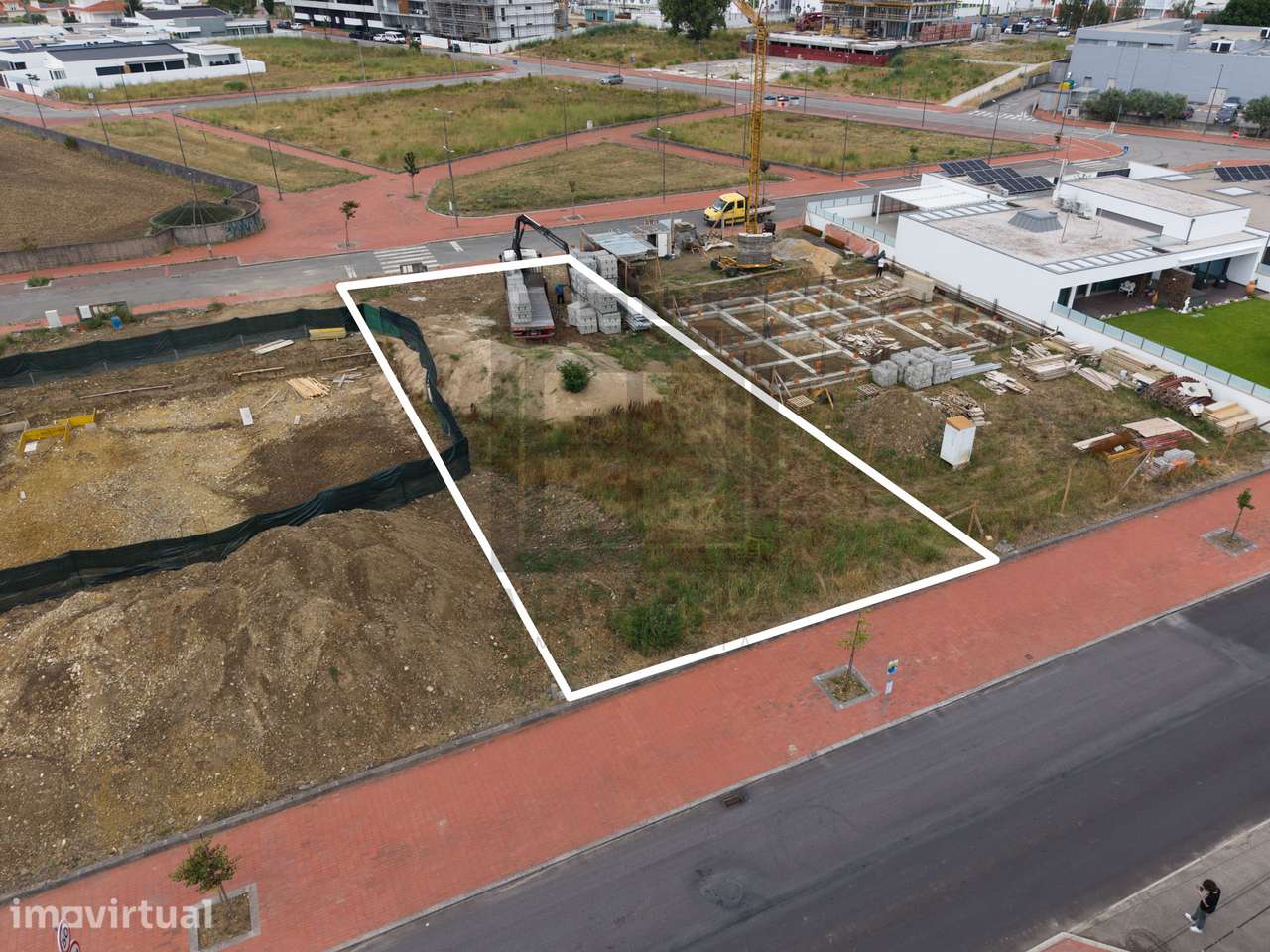 Moradia T3+1 nova, térrea no centro de Avanca - Grande imagem: 4/25