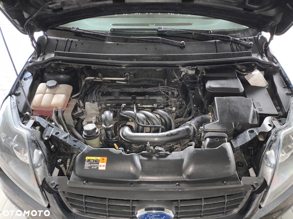 Ford Focus 1.6 Comfort - 21