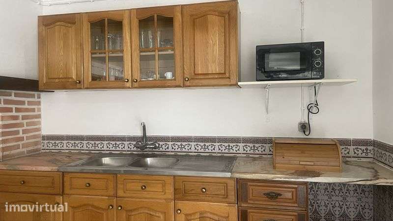 Arrendo T1 de garagem - Grande imagem: 4/7