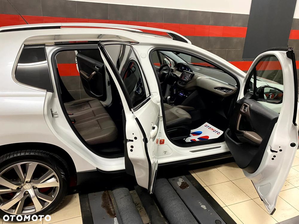 Peugeot 2008 1.6 VTi Allure - 20