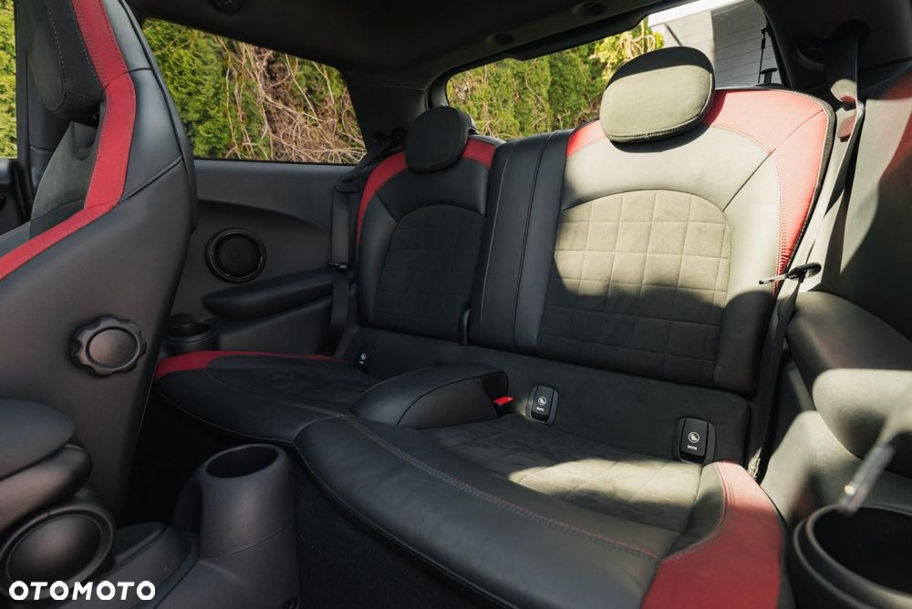 MINI John Cooper Works - 15