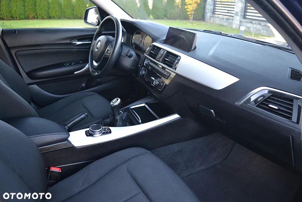 BMW Seria 1 - 24