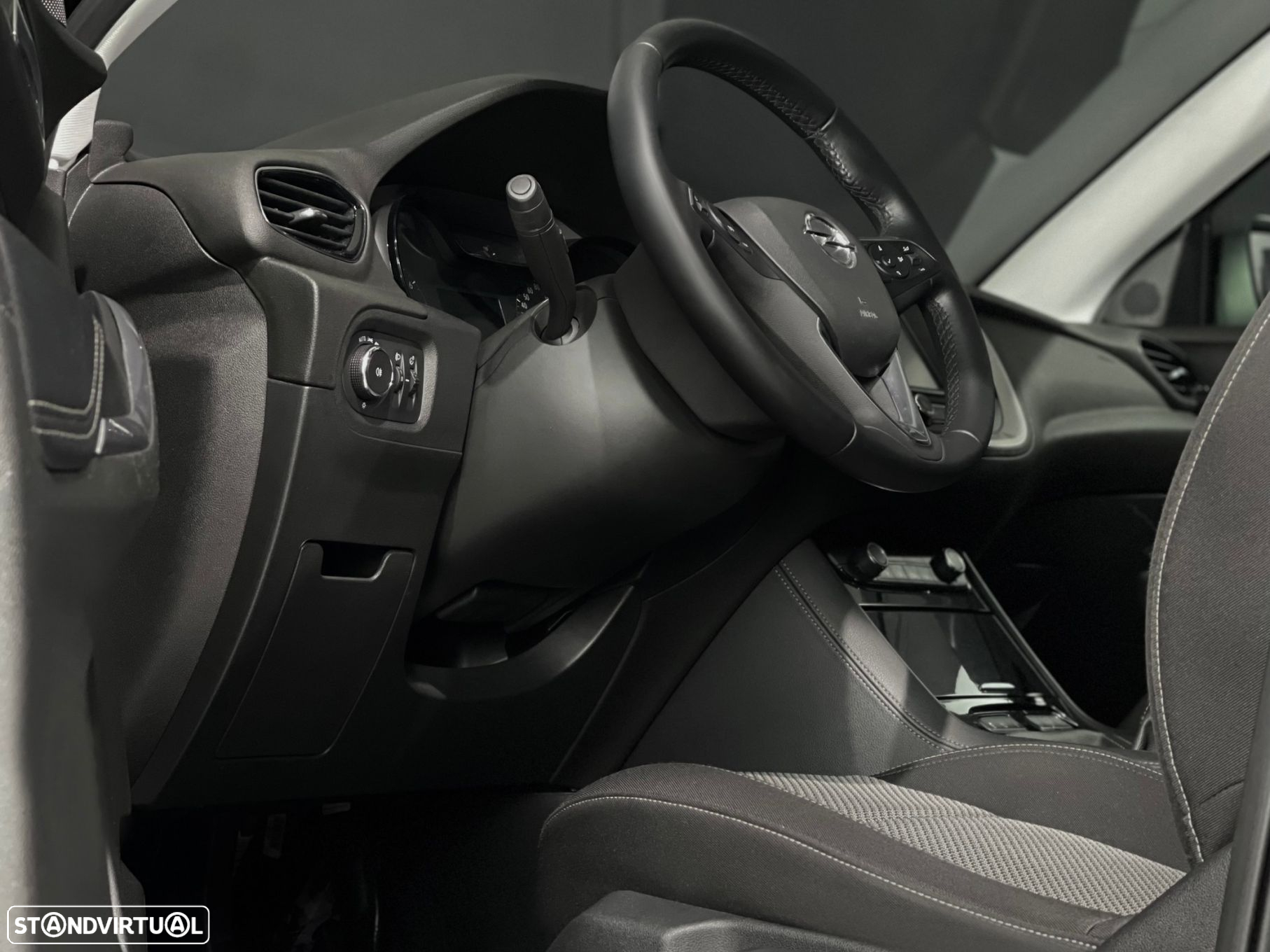 Opel Grandland X 1.5 CDTI Business Edition - 2