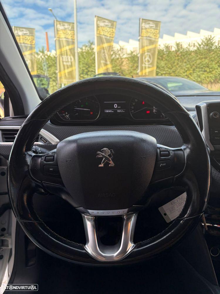 Peugeot 208 1.6 BlueHDi Allure - 18