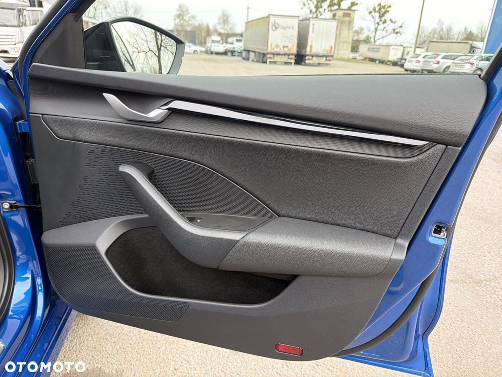 Skoda Octavia 1.5 TSI mHEV Sportline DSG - 16