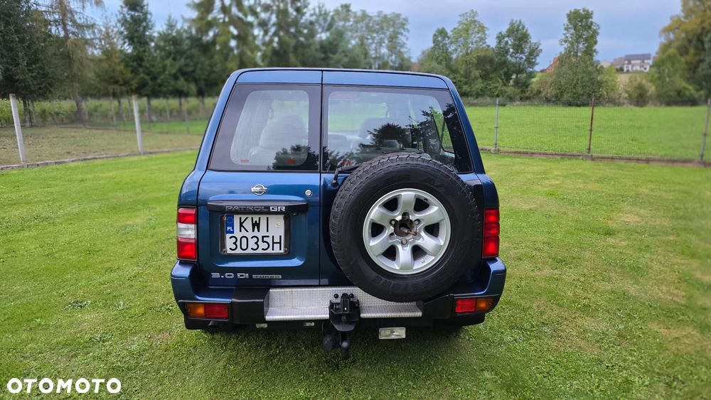 Nissan Patrol 3.0 TDI Luxury - 3