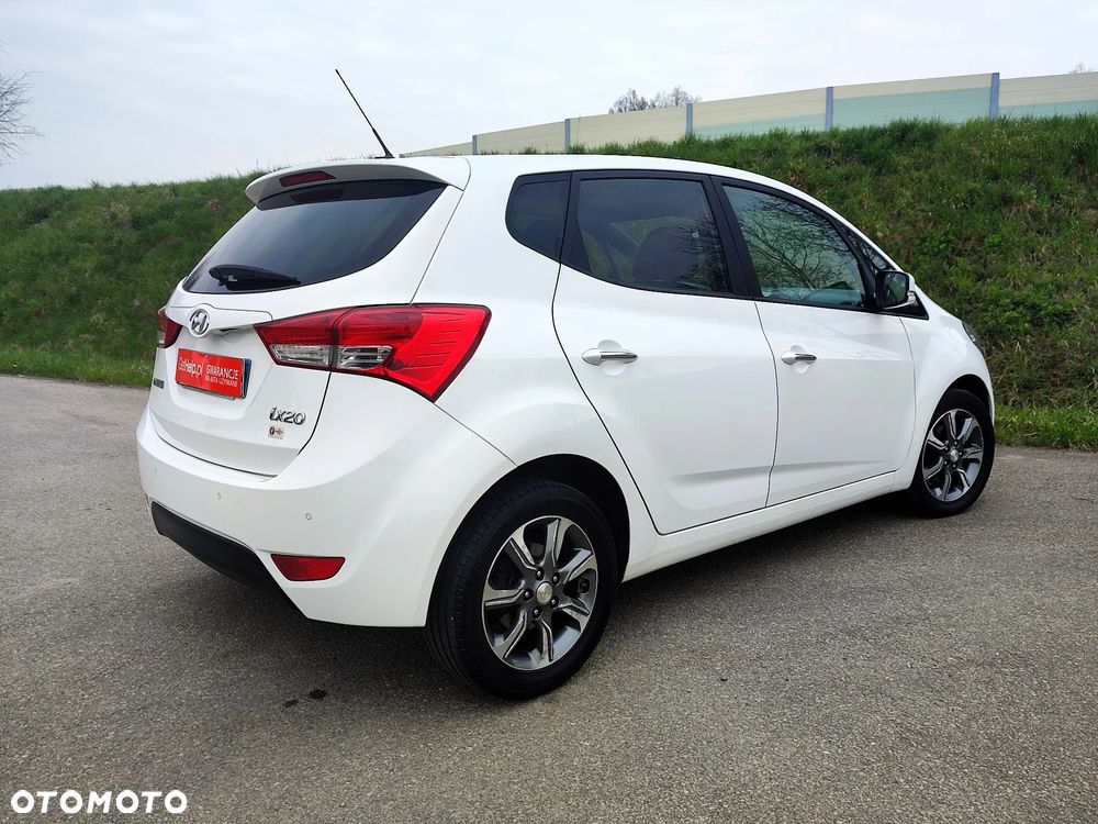 Hyundai ix20 1.4 blue YES Gold - 13