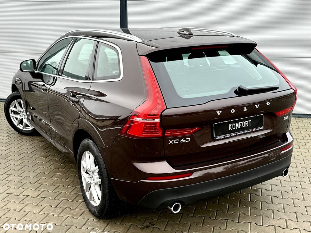 Volvo XC 60 D4 Momentum Pro - 22