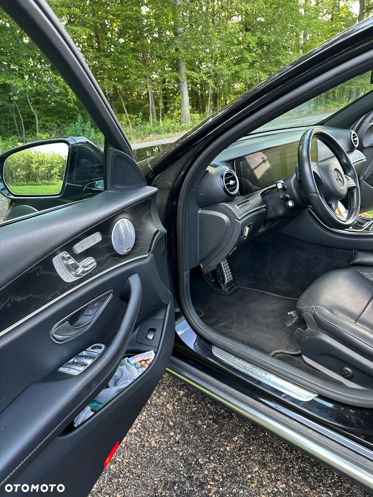 Mercedes-Benz Klasa E 220 d 4-Matic All-Terrain - 9