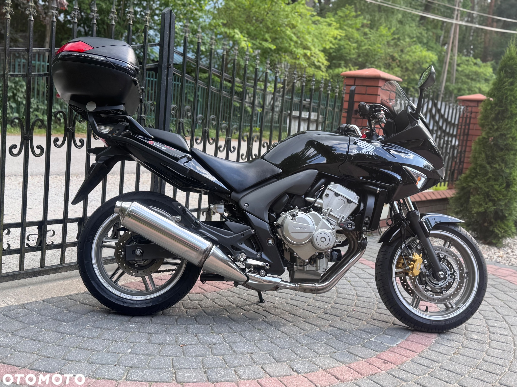 Honda CBF - 3
