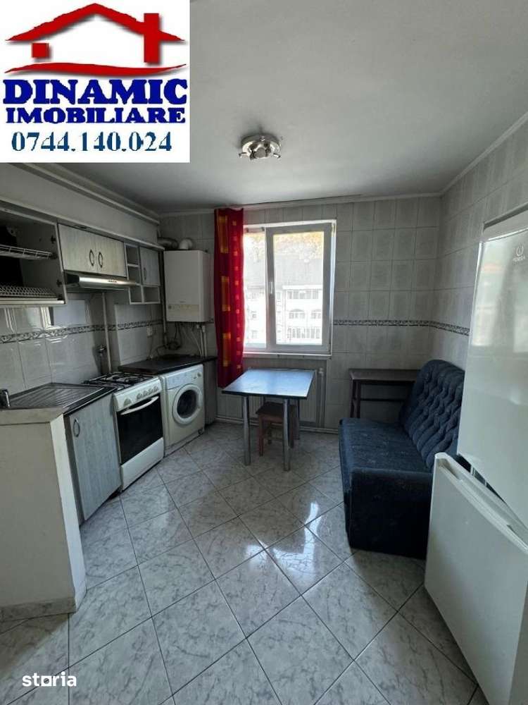 2 cam, decomandat, la S-uri, B-dul Traian — fotografia 1