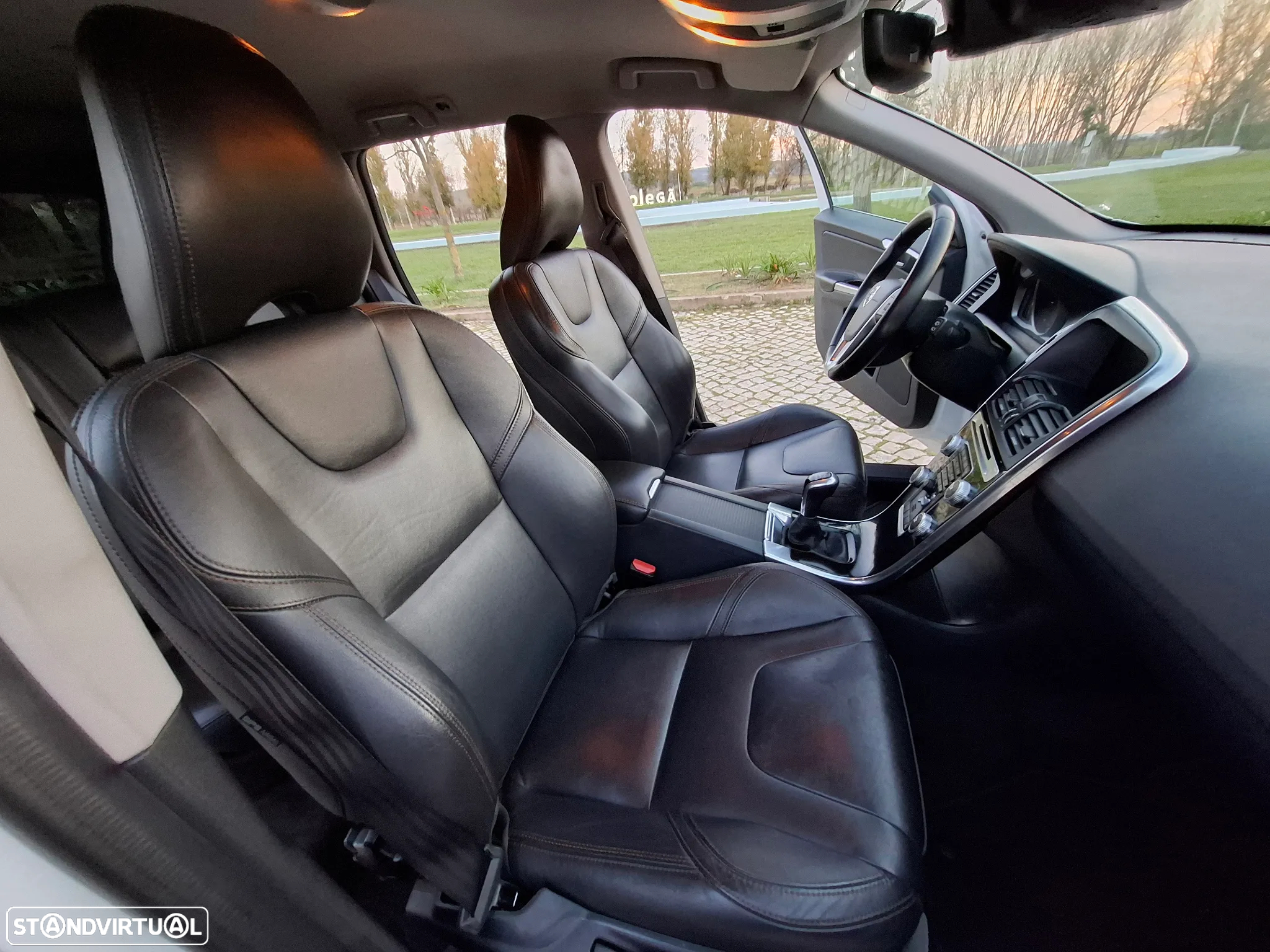 Volvo XC 60 2.0 D3 Dynamic Edition - 8