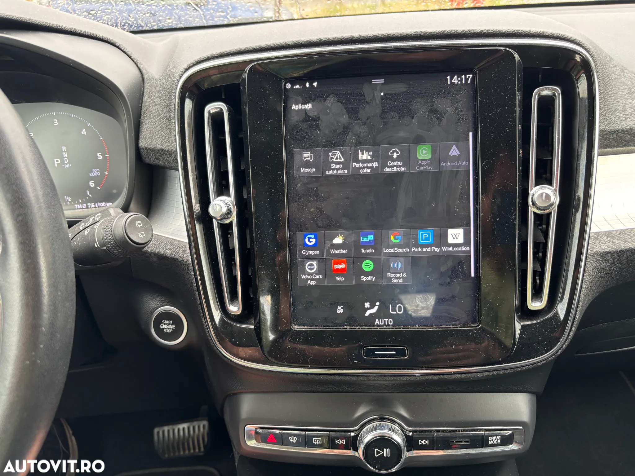 Volvo XC 40 D4 AWD Geartronic Momentum - 28