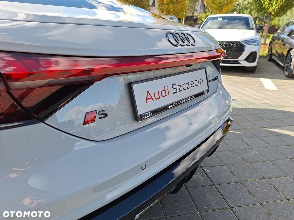 Audi e-tron GT - 18