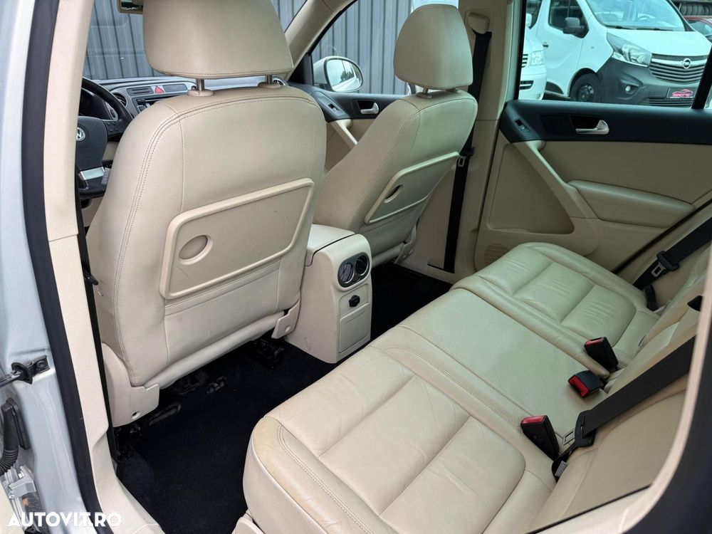 Volkswagen Tiguan 2.0 TDI DPF BlueMotion Technology Sport & Style - 10