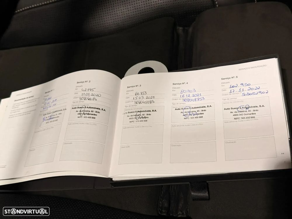 Volvo XC 40 2.0 D4 R-Design AWD - 45