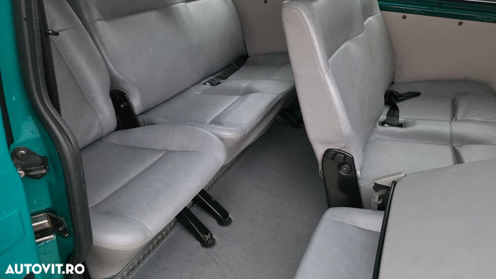 Volkswagen Transporter Caravelle Syncro 7DC2Y5 - 8