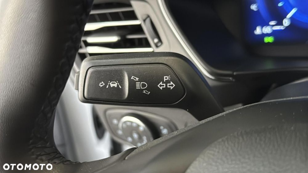 Ford Focus 1.0 EcoBoost mHEV Titanium X - 28