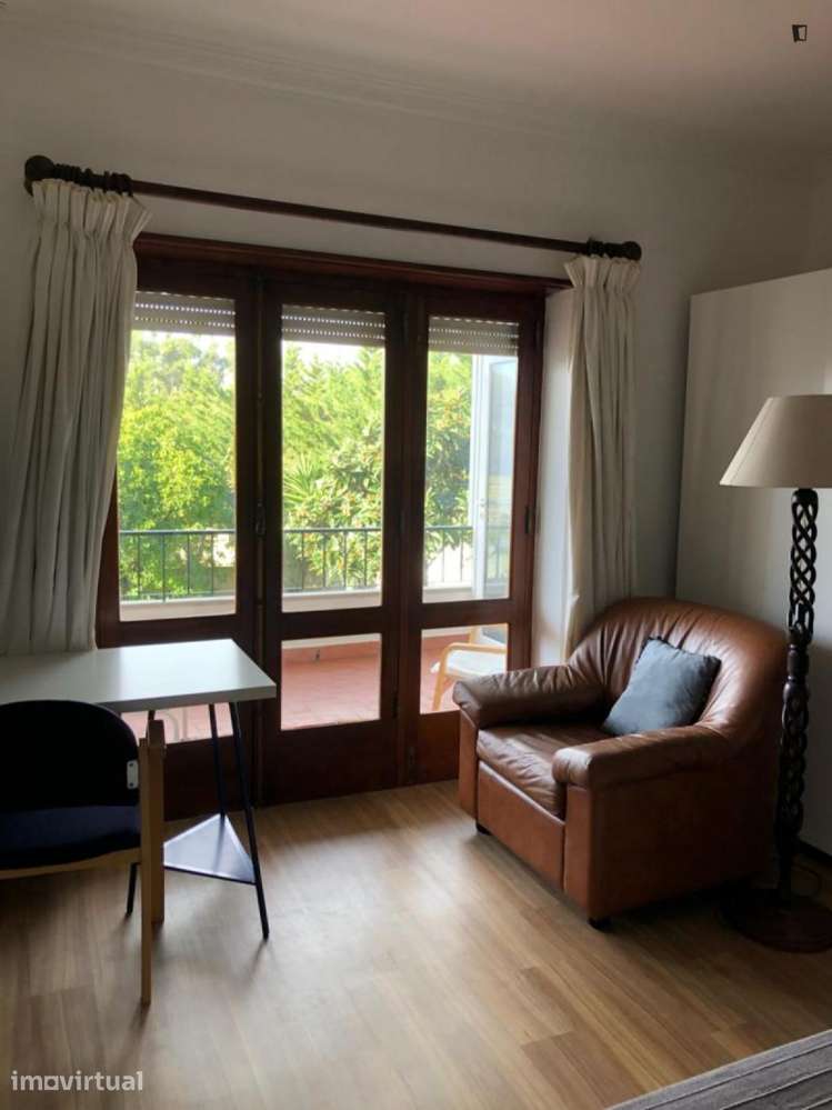 Quarto - localizado em Parede Lisbon - Grande imagem: 3/27