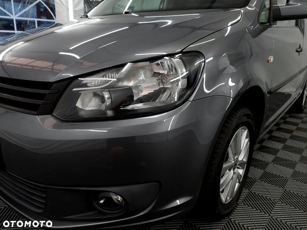 Volkswagen Caddy 1.6 TDI Comfortline DSG - 24