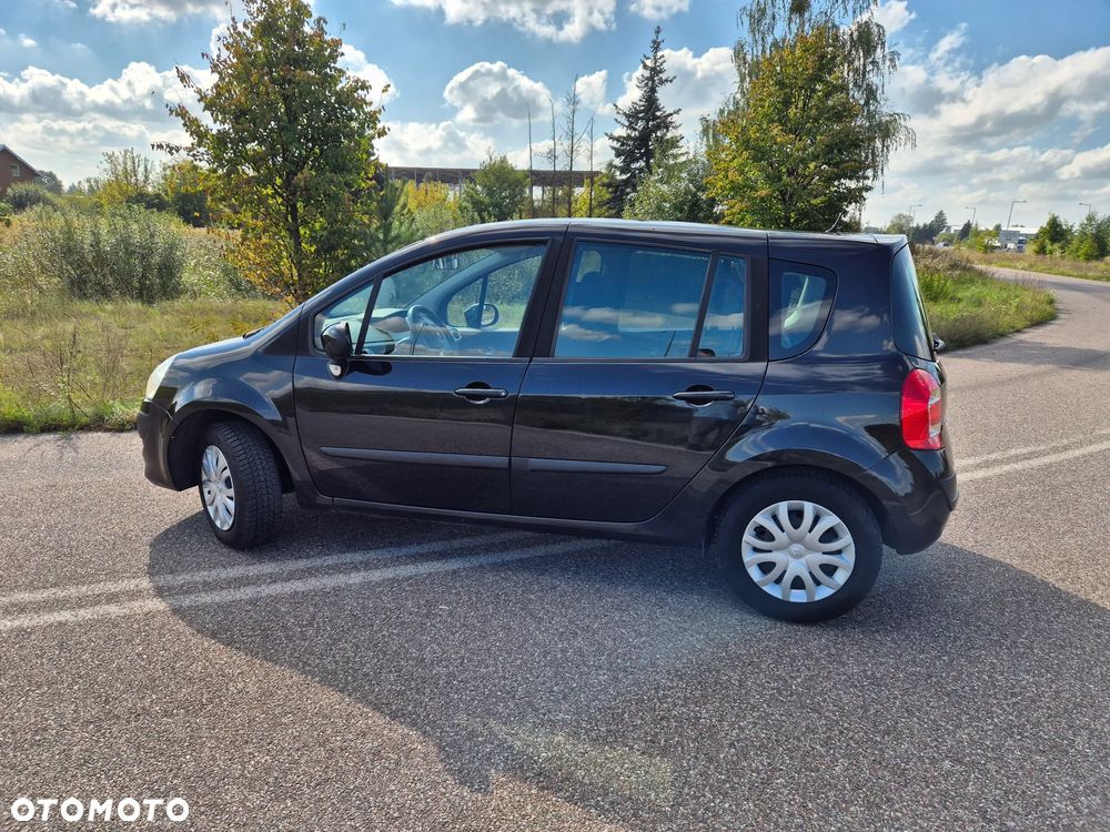 Renault Modus - 12