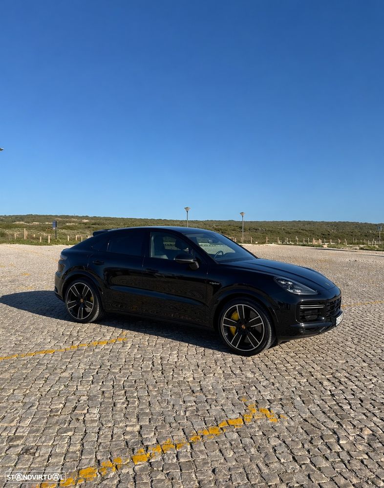 Porsche Cayenne Coupé Turbo S E-Hybrid Tiptronic S - 2