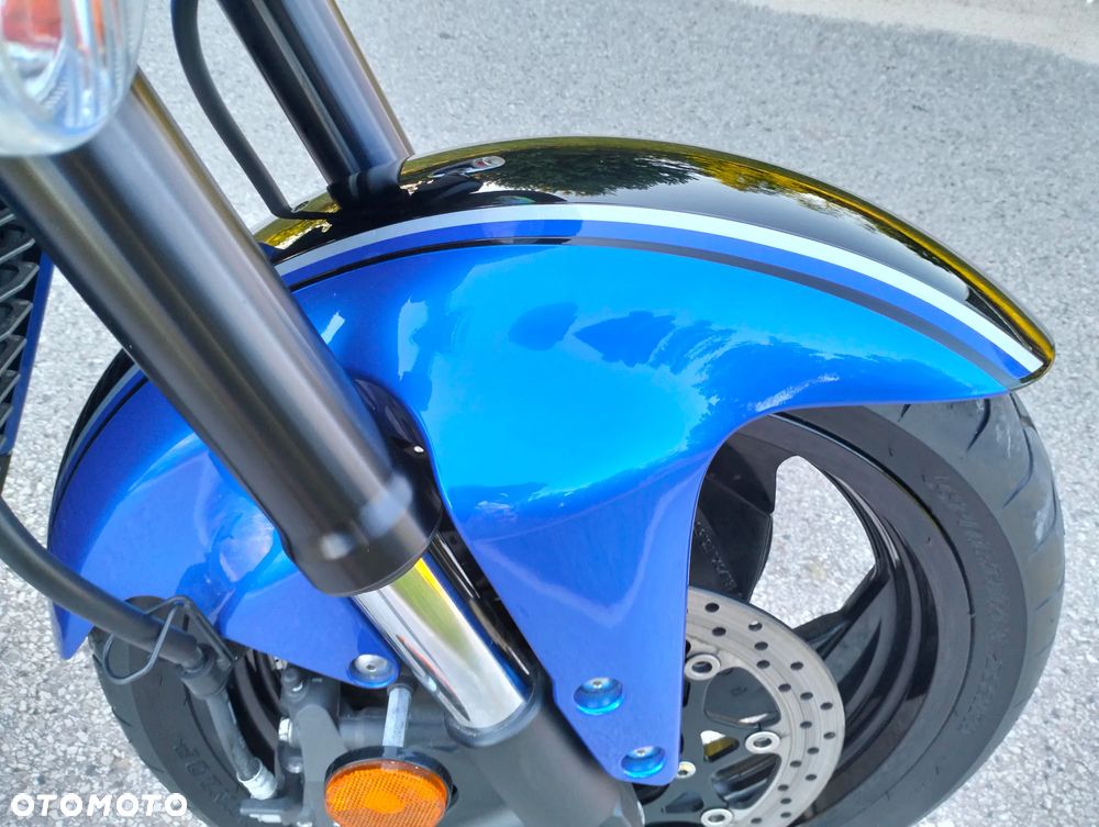 Suzuki Boulevard - 26