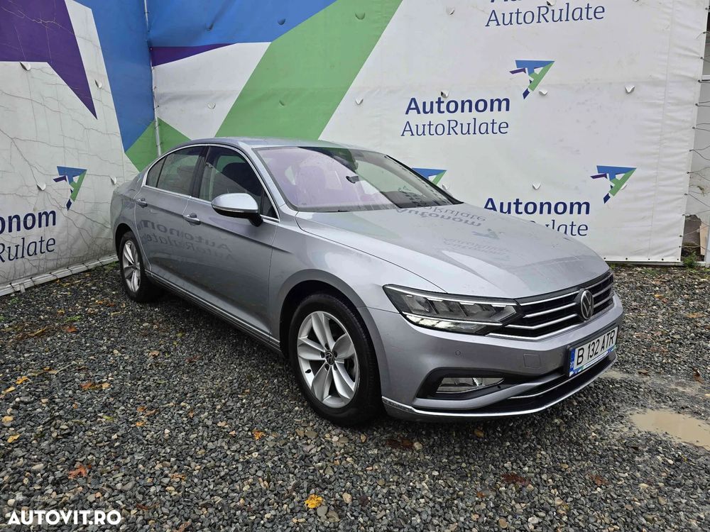 Volkswagen Passat - 2