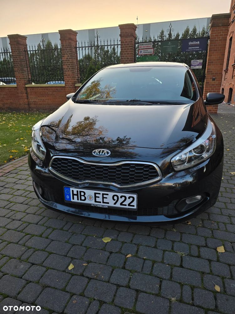 Kia Ceed - 29