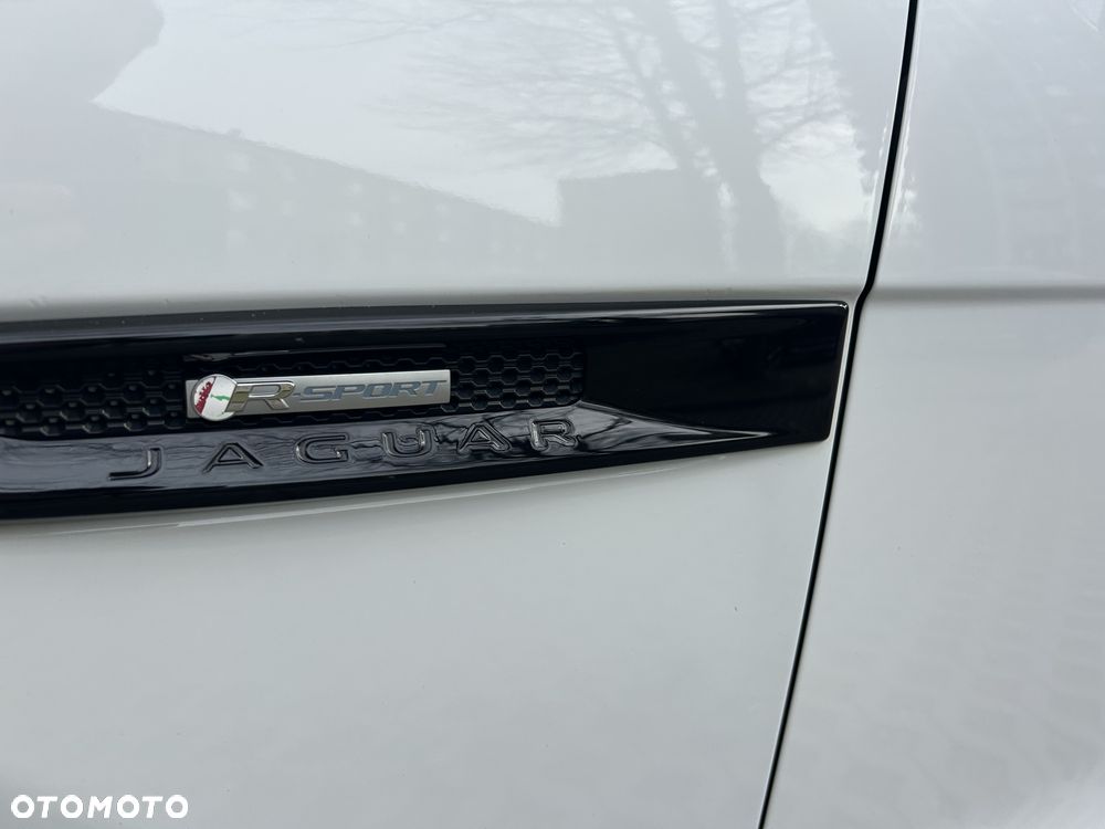 Jaguar F-Pace 2.0 i4D AWD R-Sport - 7
