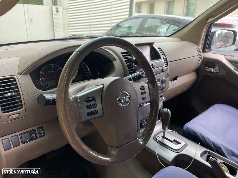 Nissan Pathfinder - 6