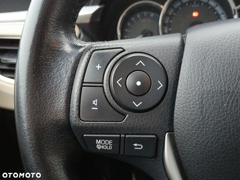 Toyota Corolla 1.6 Premium EU6 - 16