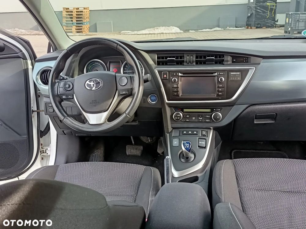 Toyota Auris - 6