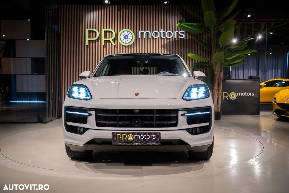 Porsche Cayenne Coupe Standard - 12