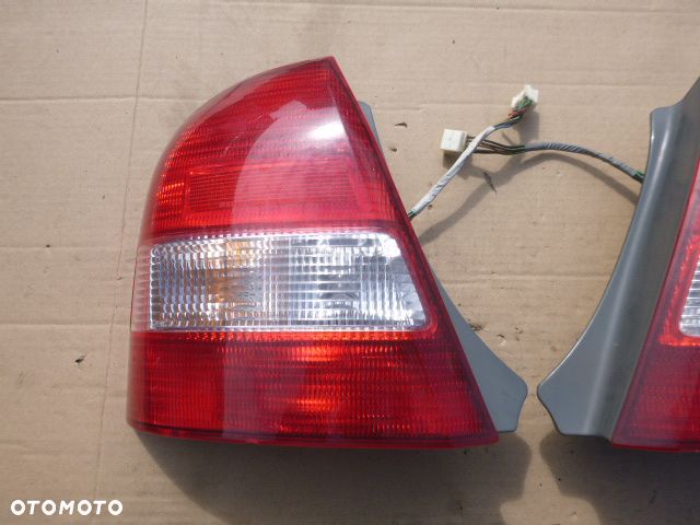LAMPA LEWY TYŁ LEWA TYLNA PRAWY TYŁ PRAWA TYLNA KOMPLET MAZDA 323F SEDAN 98-03 - 4