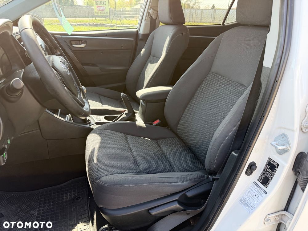 Toyota Corolla 1.6 Prestige EU6 - 11