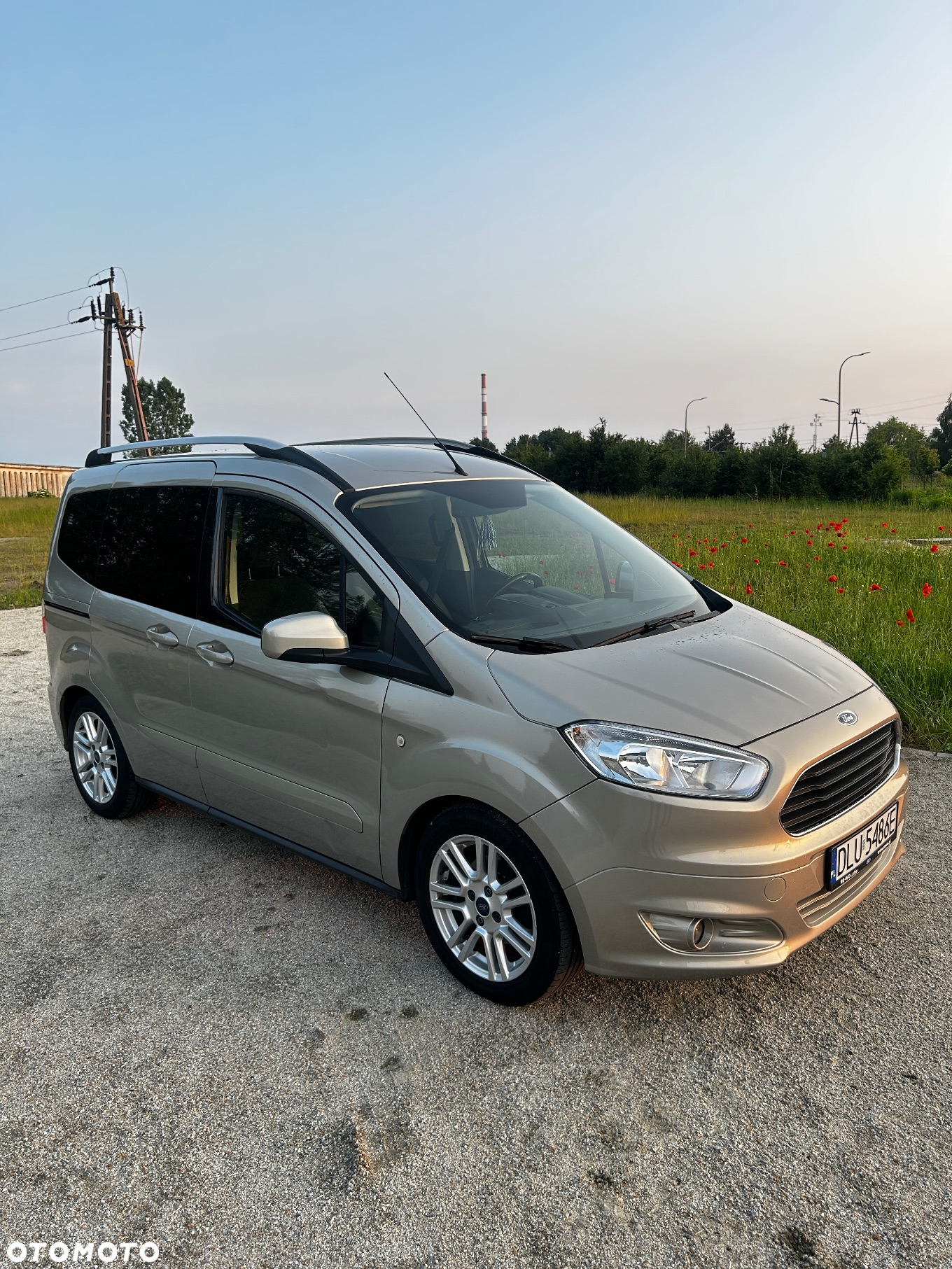 Ford Tourneo Courier 1.5 TDCi Trend - 10