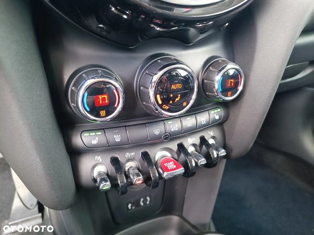 MINI Cooper Standard - 27