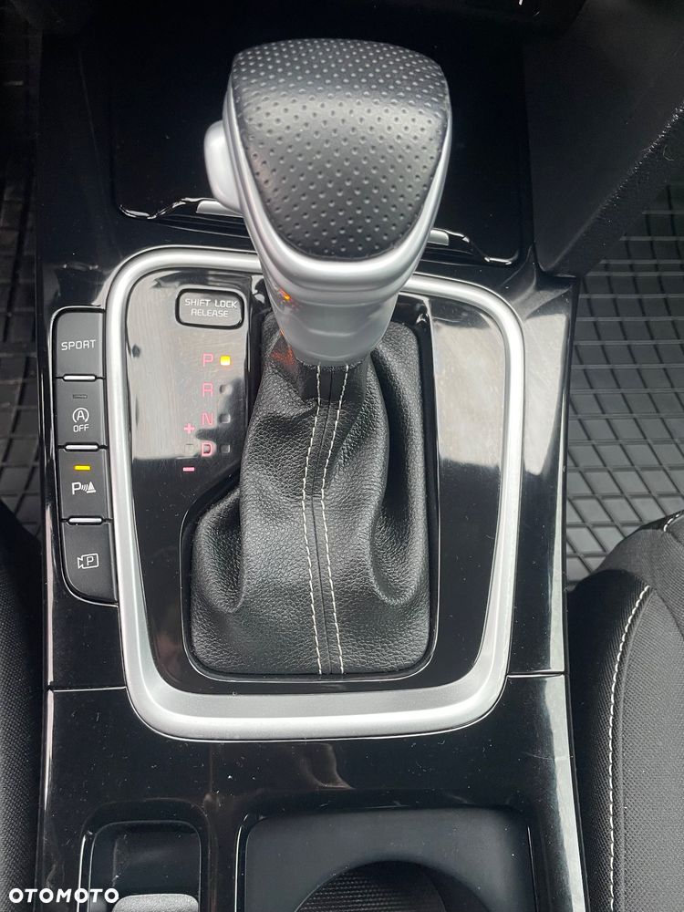 Kia ProCeed 1.5 T-GDI DCT7 OPF GT LINE - 18