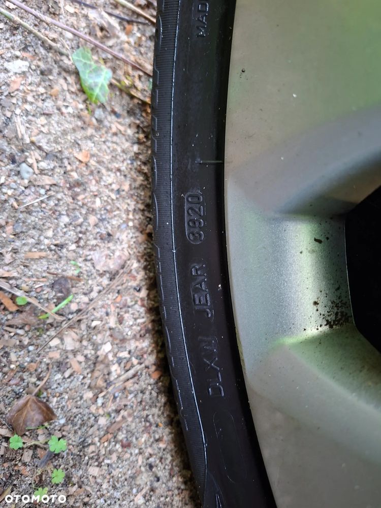 Opel Astra 1.4 Turbo 150 Jahre - 8