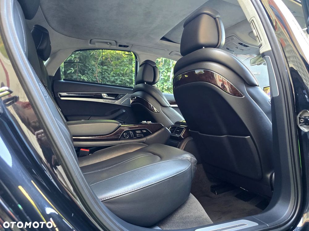 Audi A8 4.2 TDI L Quattro - 15