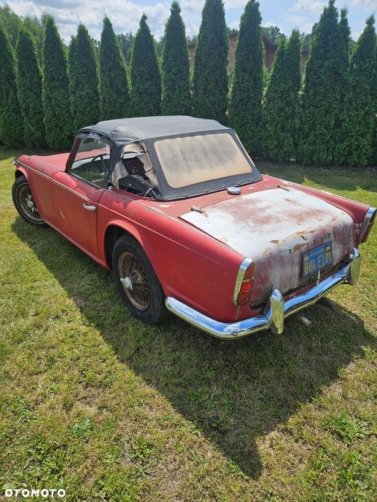 Triumph TR4 - 5