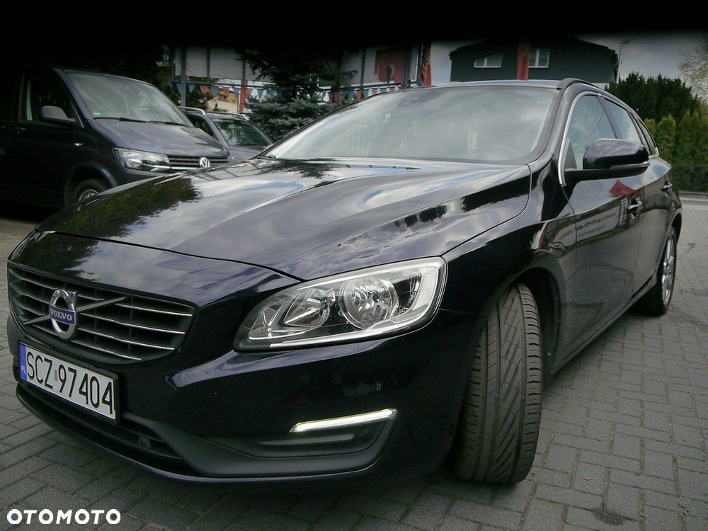 Volvo V60 D2 Drive-E Momentum - 9