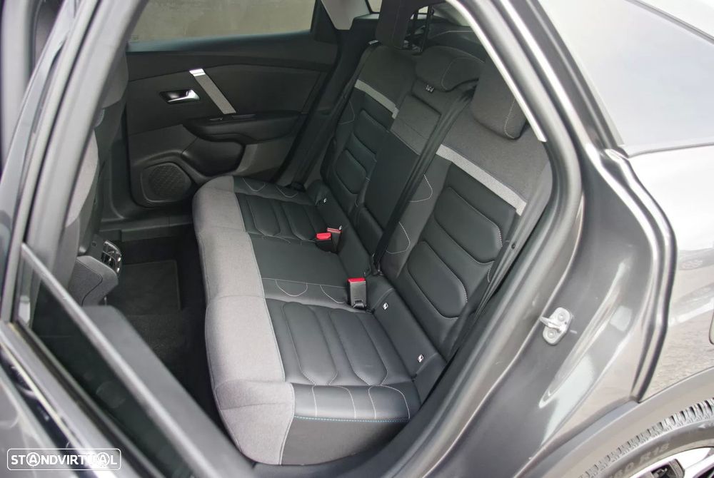 Citroën C4 PureTech 130 Stop&Start EAT8 MAX - 24