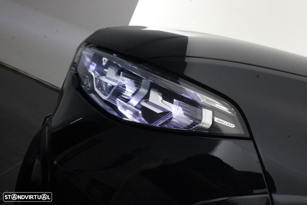 BMW X7 40 d xDrive Pack M — fotografia 60