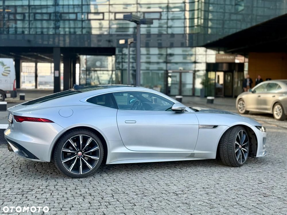 Jaguar F-Type 2.0 Turbo R-Dynamic - 25