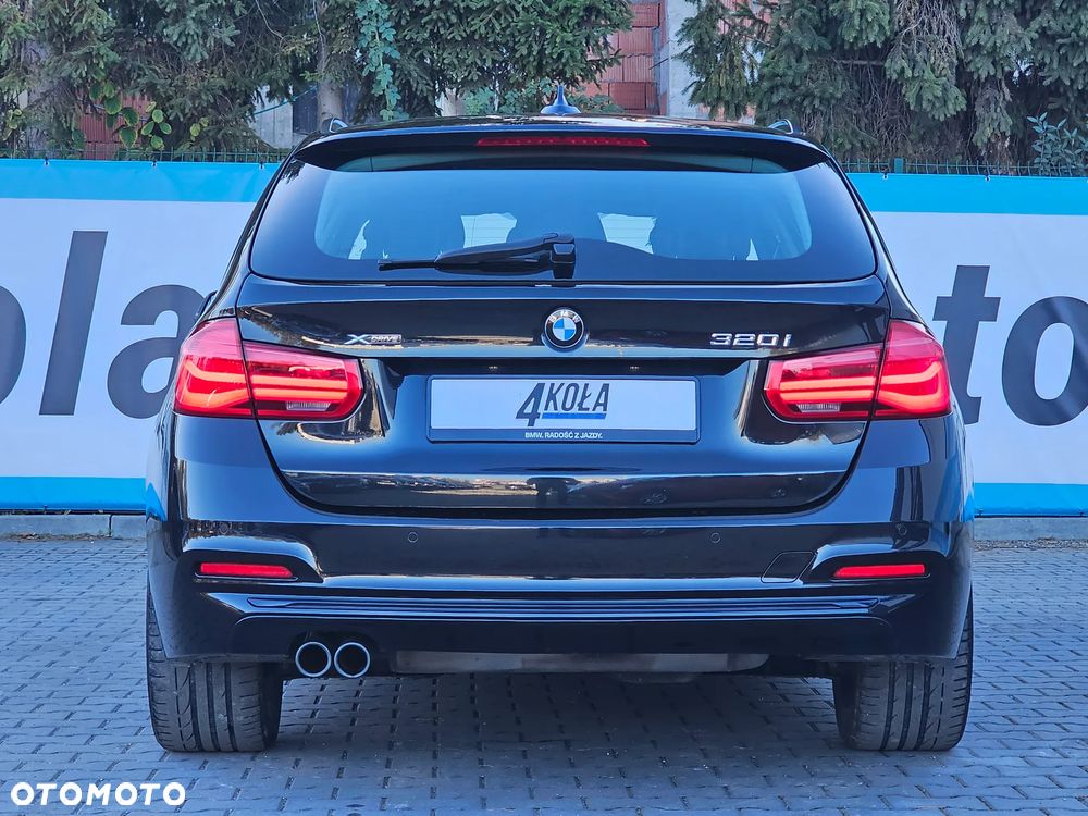 BMW Seria 3 320i xDrive Sport Line - 5