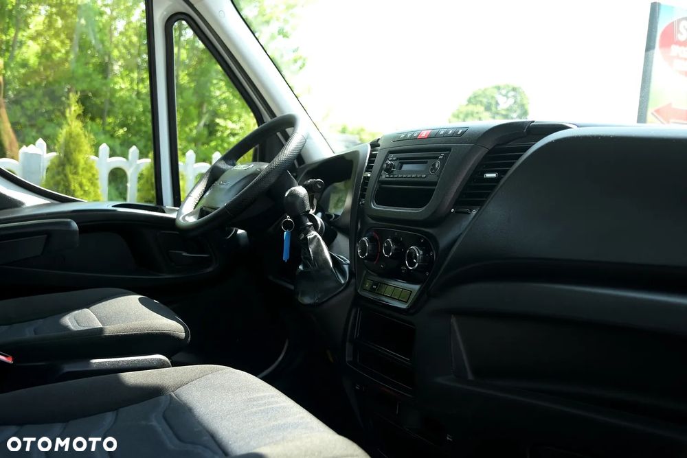 Iveco DAILY 35-180 * KLIMA * WYWROTKA 3- STRONNA * BLOKADA MOSTU * SUPER ZADBANE! - 18